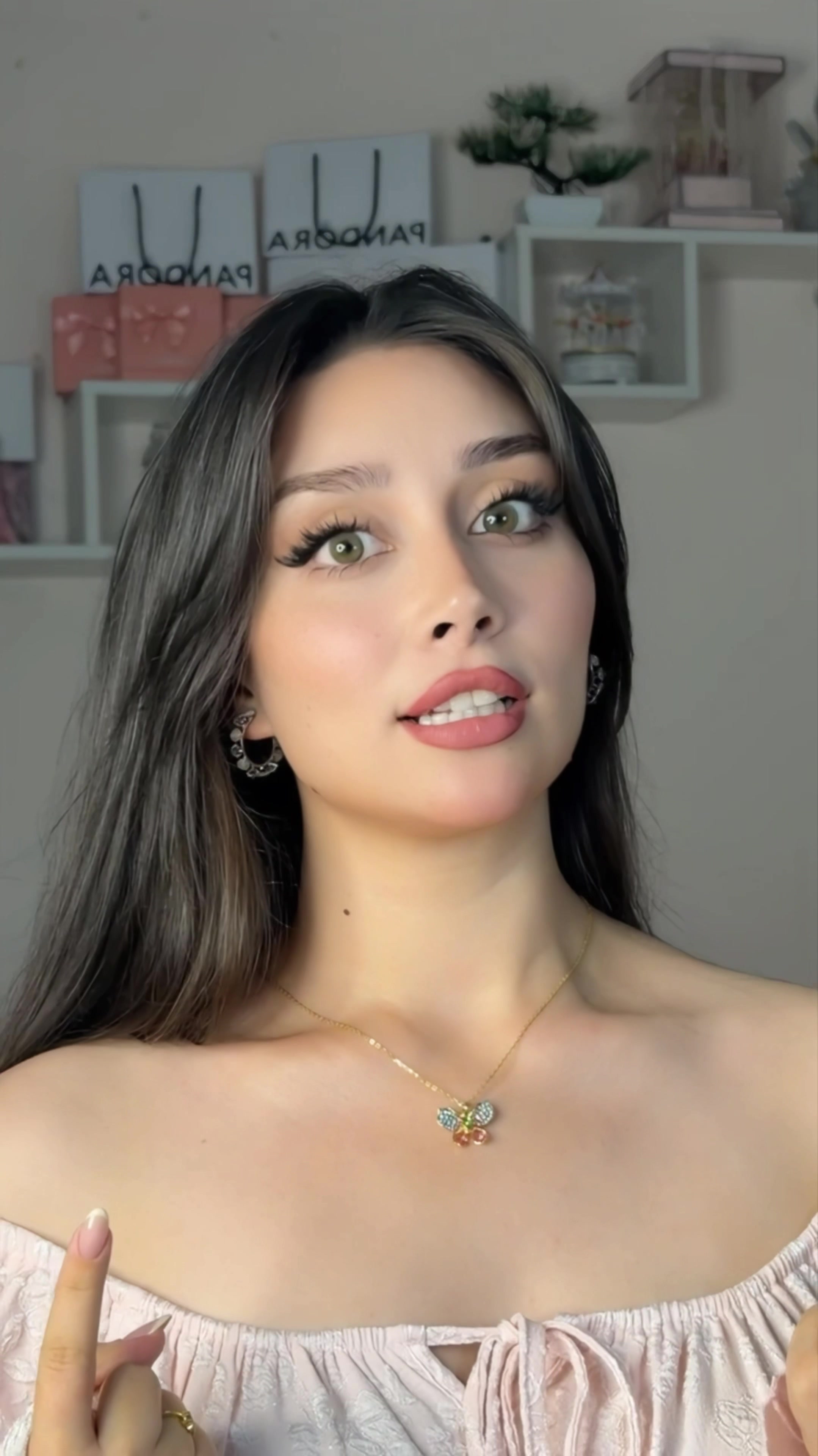 @Taya2002a