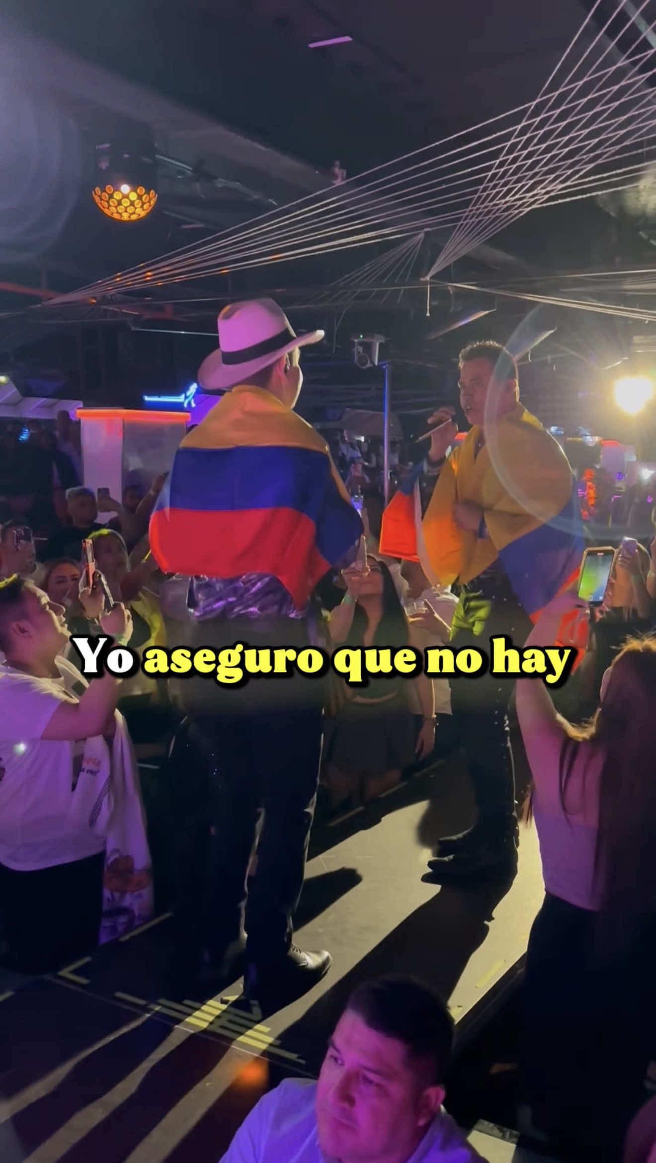 @El Orejon Trovador