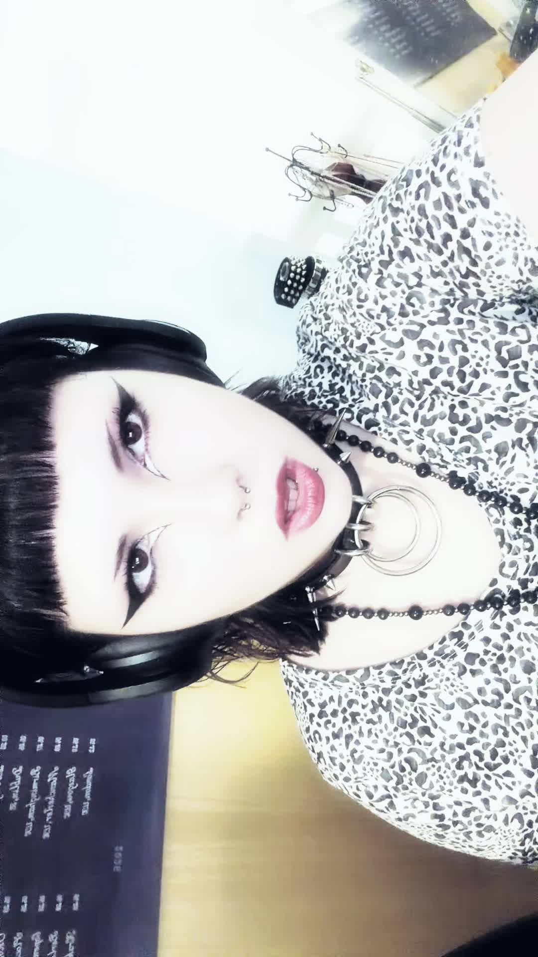 @🦇𖦹&deg;‧★ 𝖆𝖑𝖎𝖈𝖊