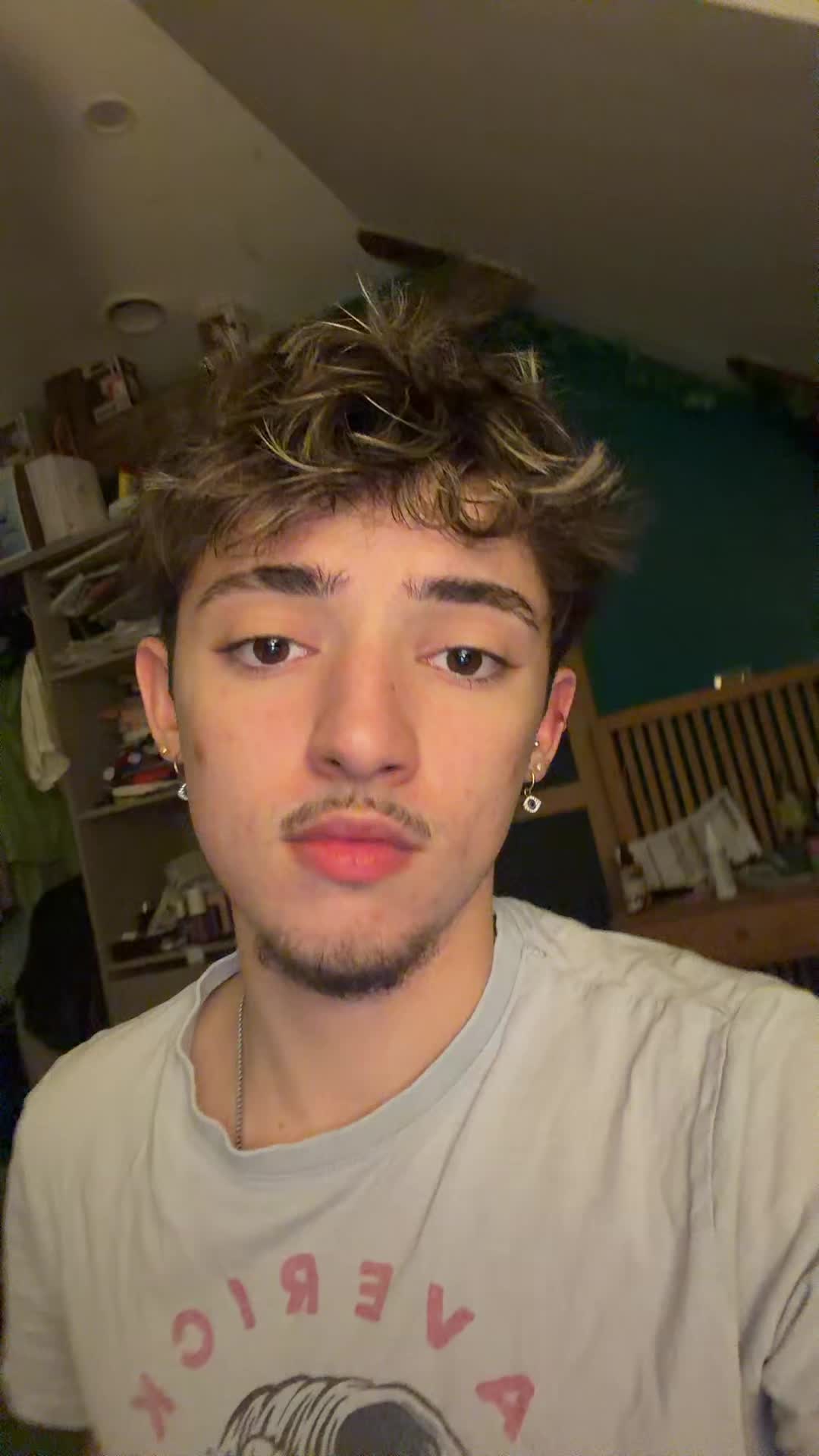 @Theo_l296