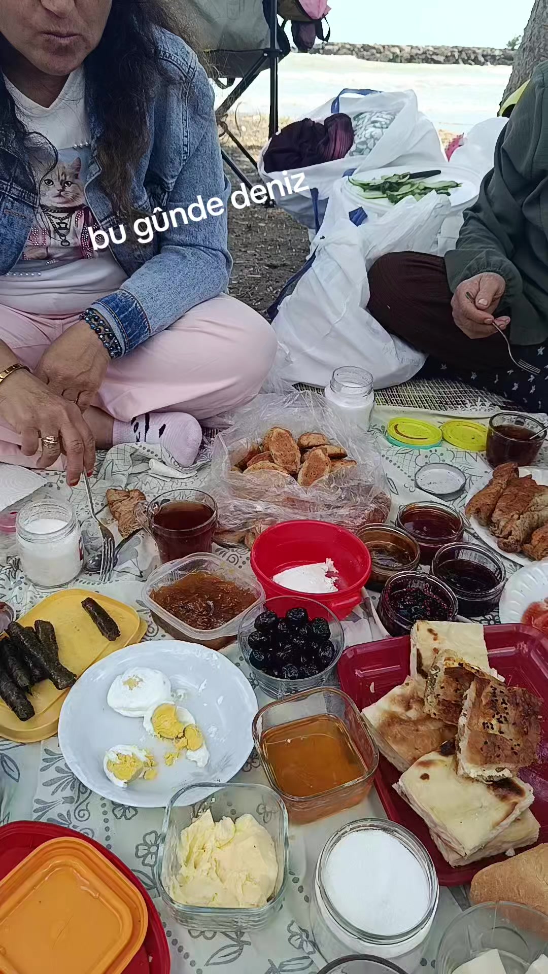 @Almira Naz