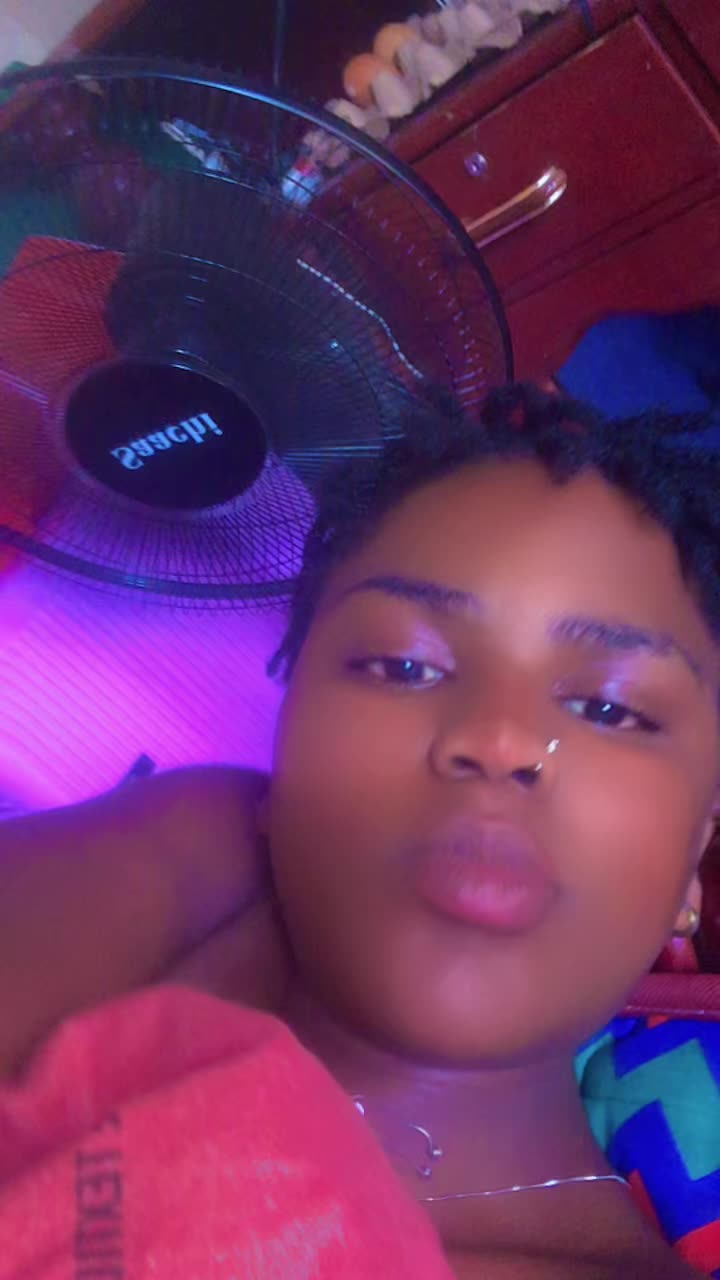 @pesh🌺🌺🦋🦋