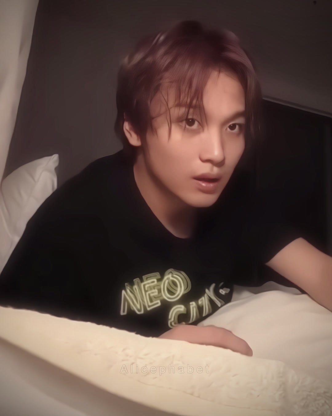 @𝐩𝐞𝐚𝐜𝐡