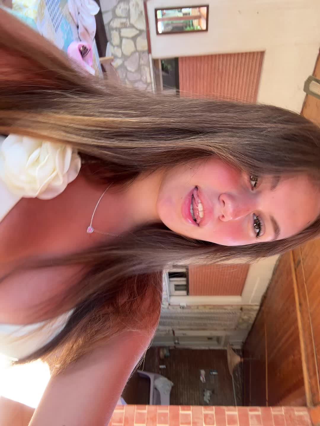 @auri