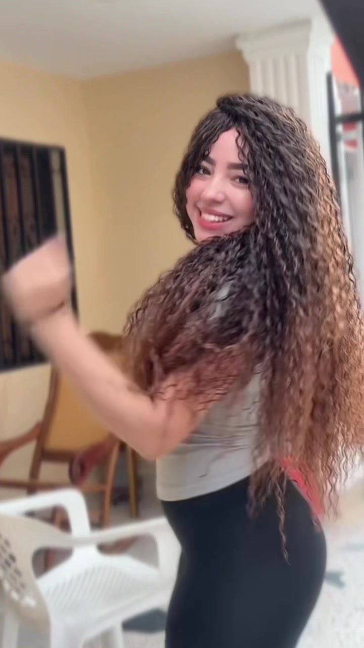 @Valentina