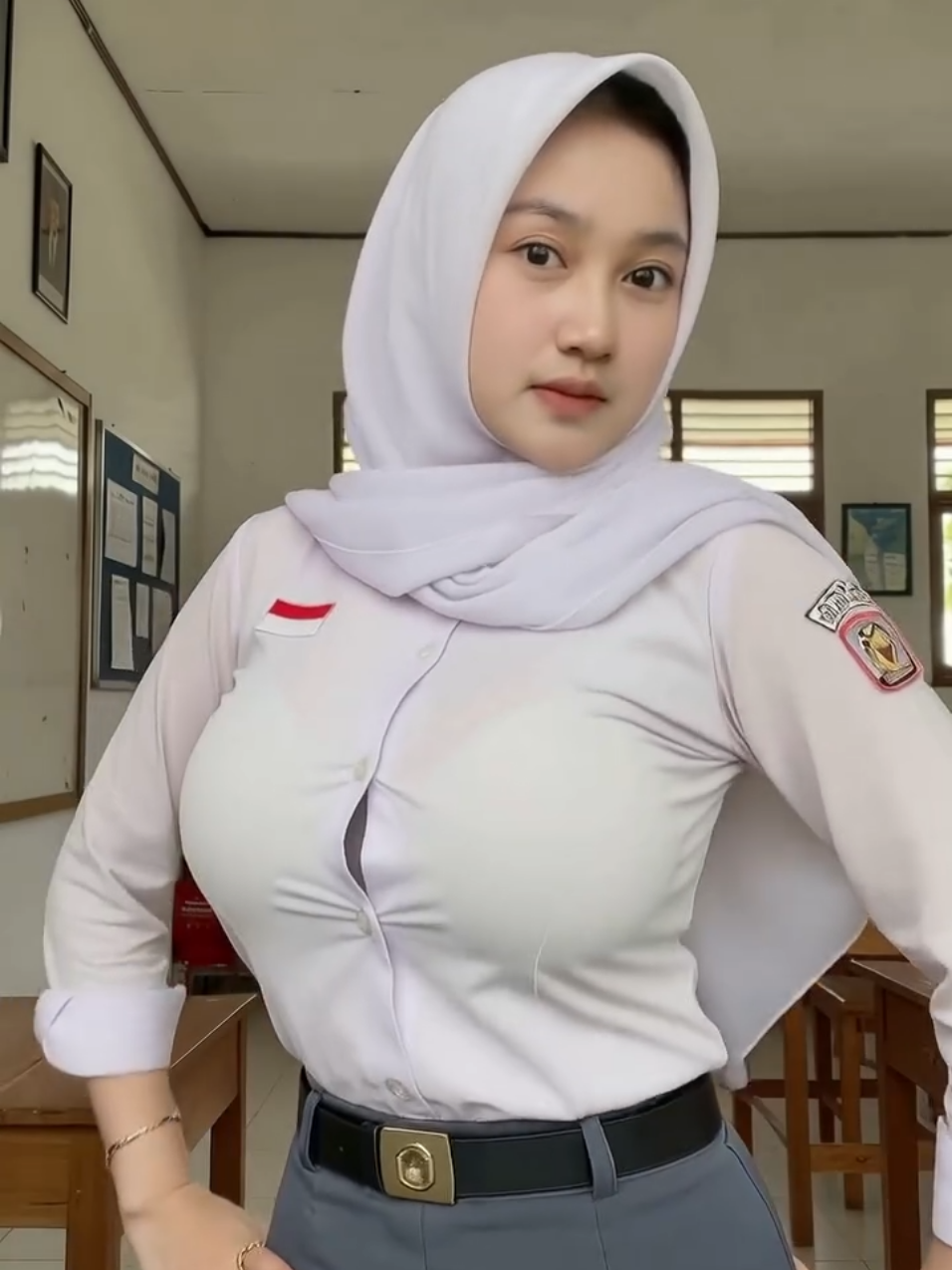 @ZAHRA ALINA