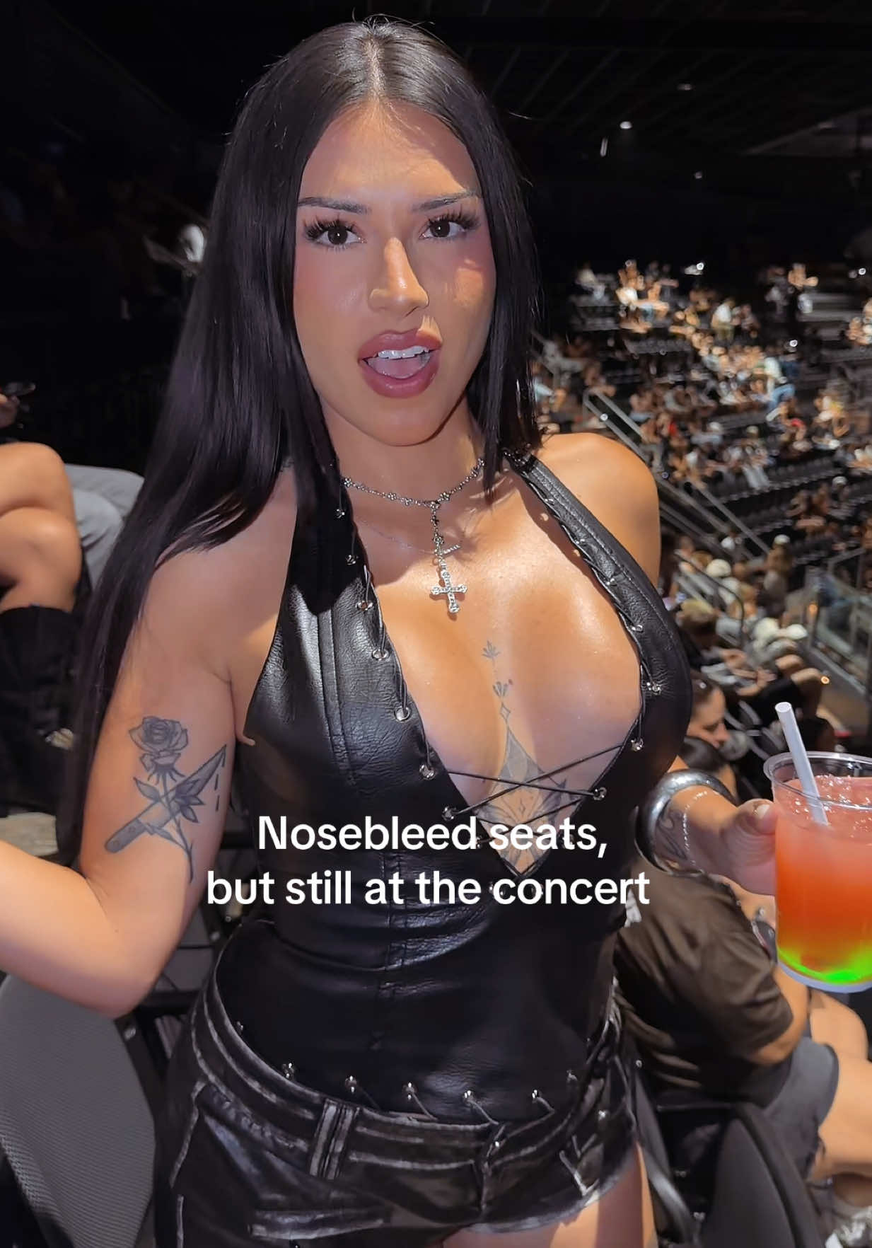@Idania
