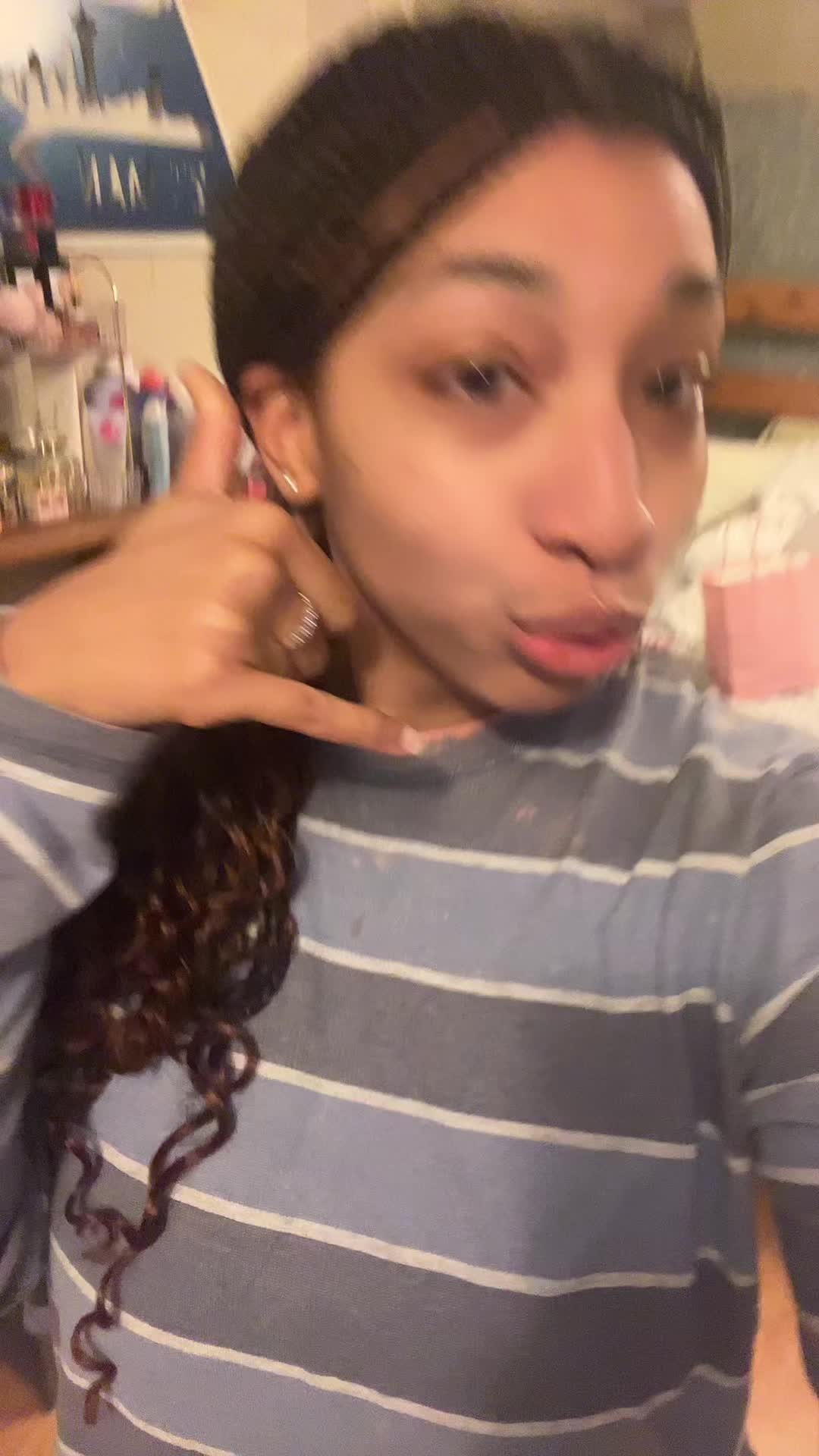 @Mikayla_ap