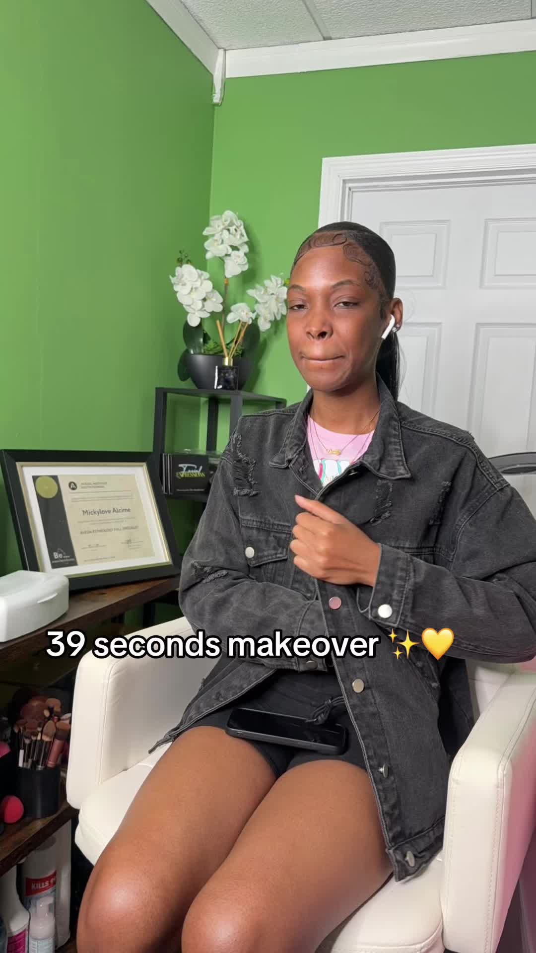 @Facial Expressions LLC💛🖤