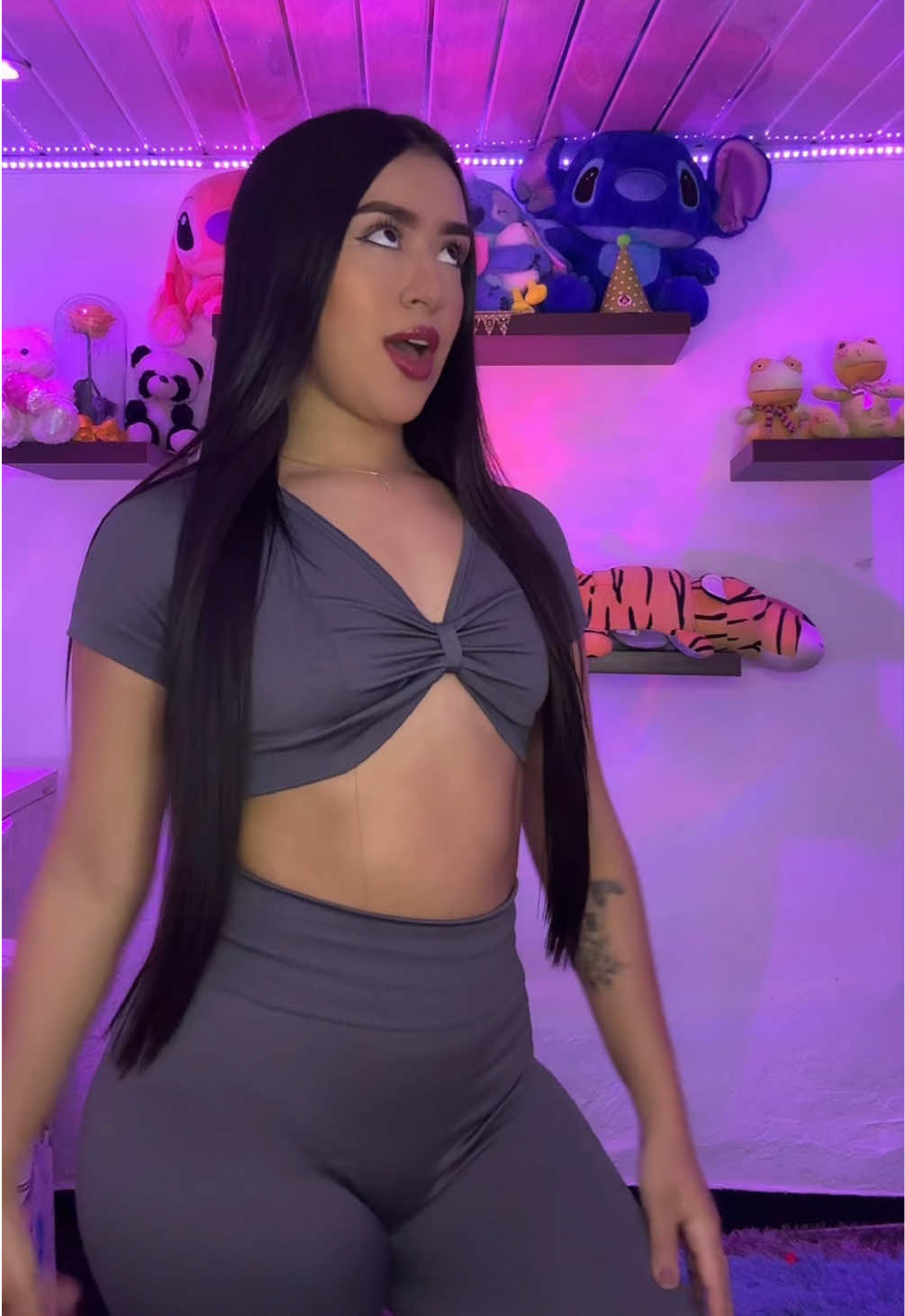 @๐งธ๐ค๐๐๐๐๐๐๐ค๐งธ