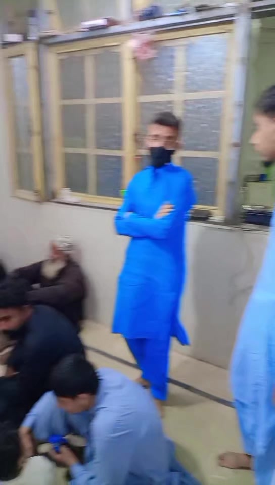 @Ajju Bhai✌️ ▄︻̷̿┻̿═━一🔹