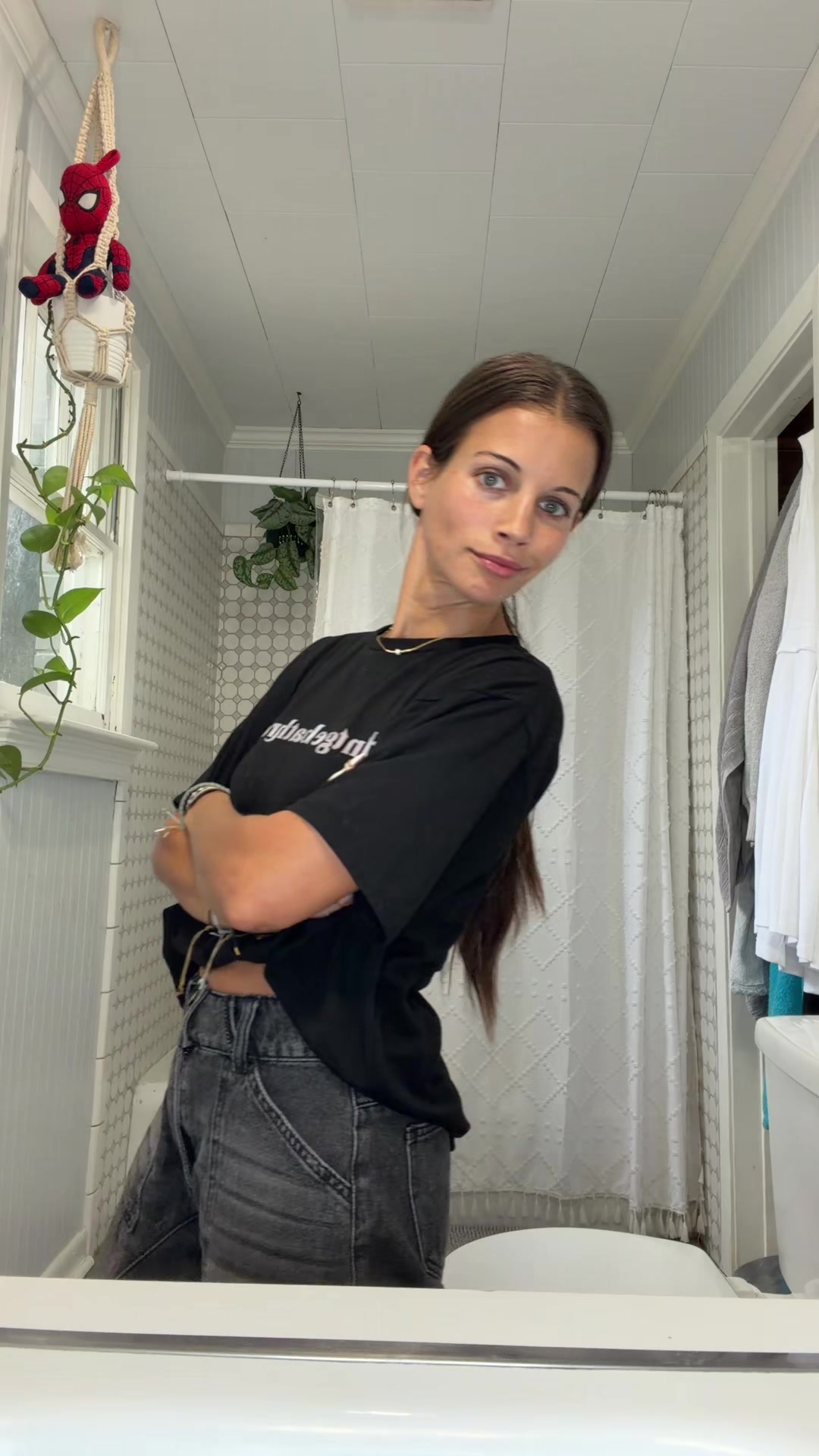 @Ladyintgebathroom