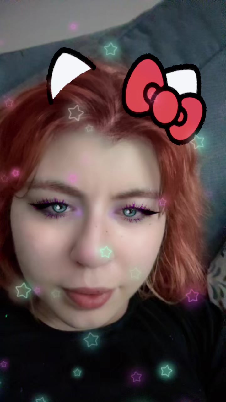 @👻