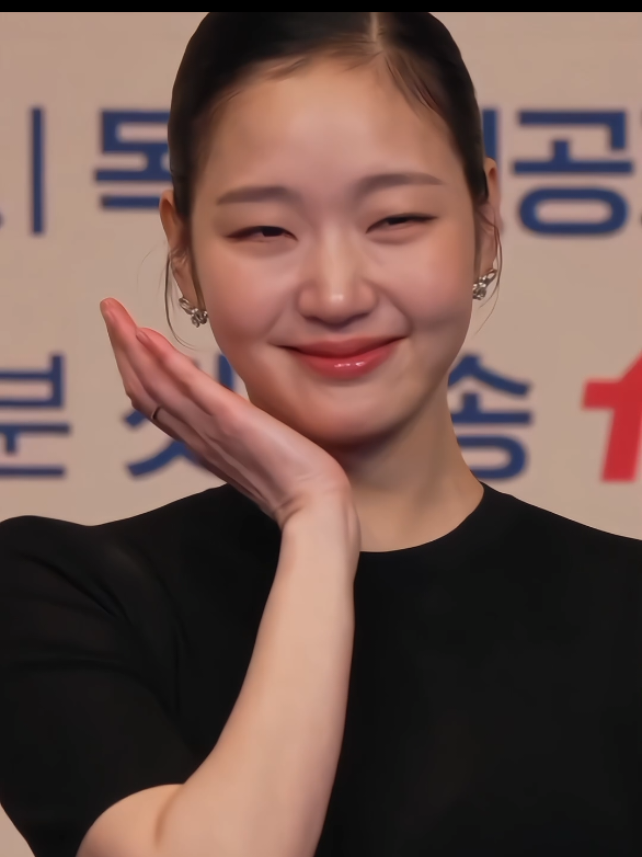 @은솔 ᥫ᭡