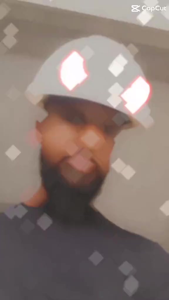 @🅱️o〽️〽️oii🍒Tharsh🍯🐝