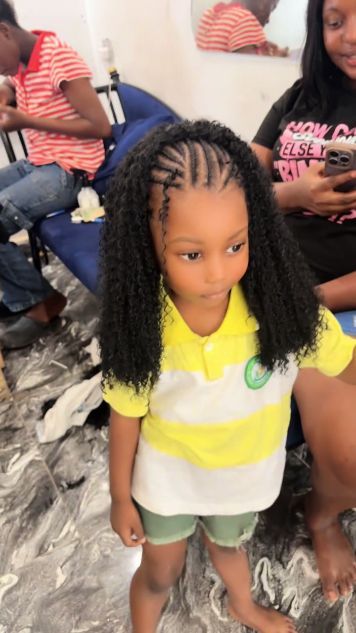 @HAIRSTYLIST IN AGODO EGBE