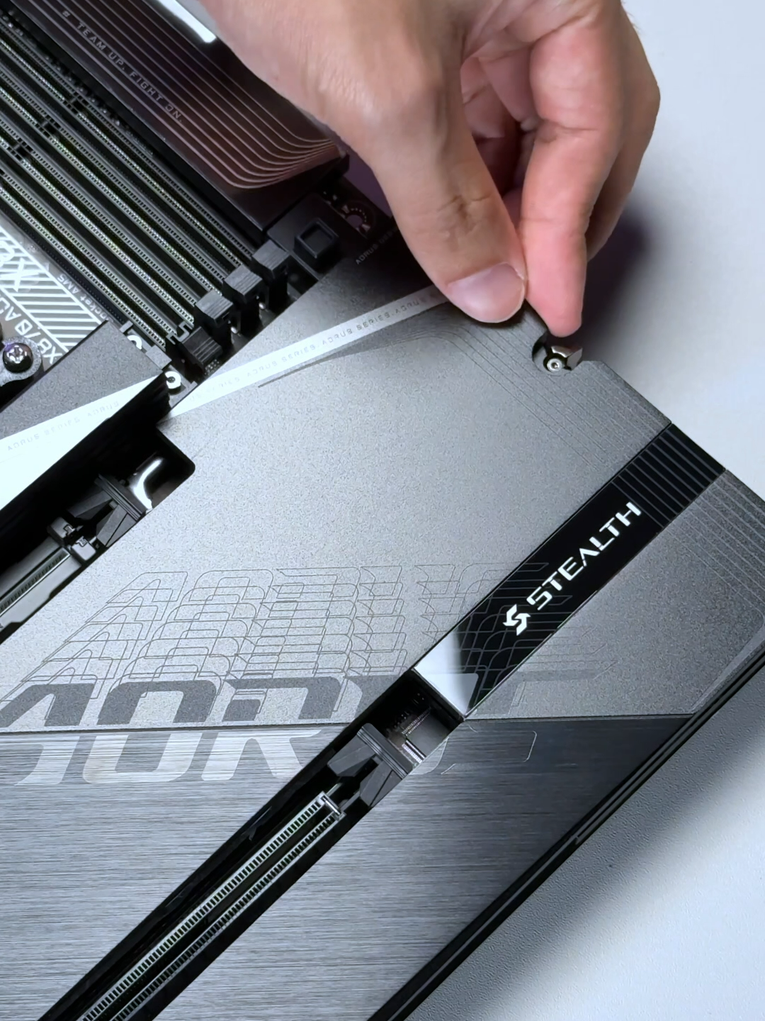 @AORUS