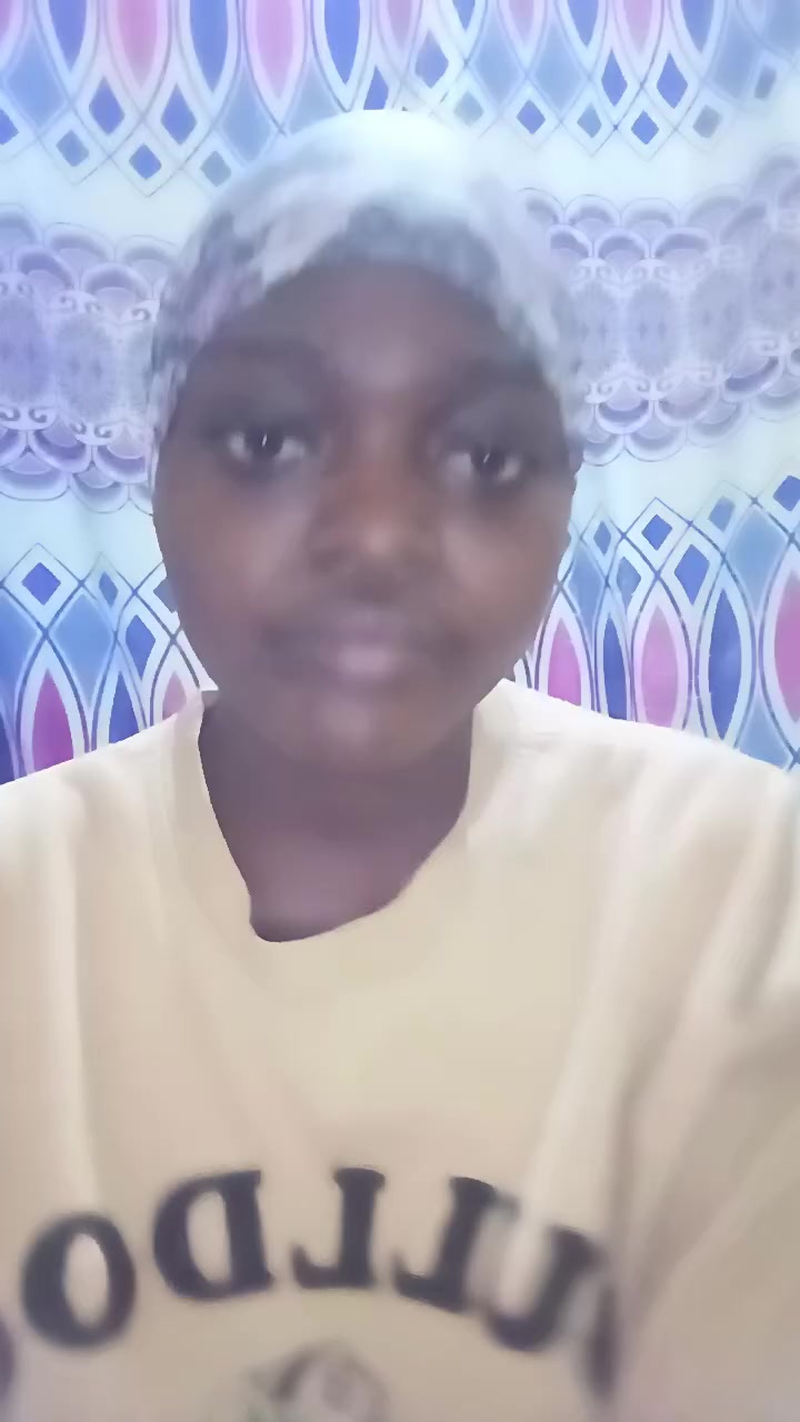 @Esy🥹💜⁷