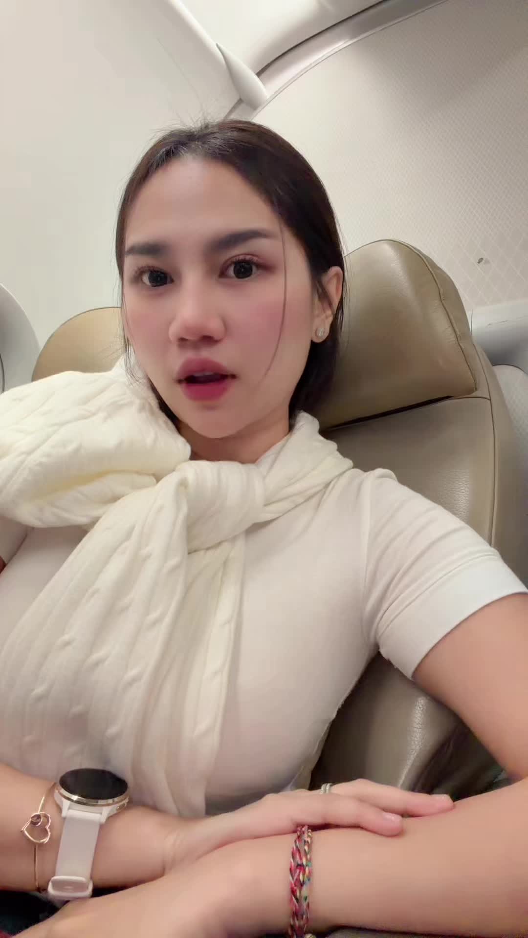 @apriapril
