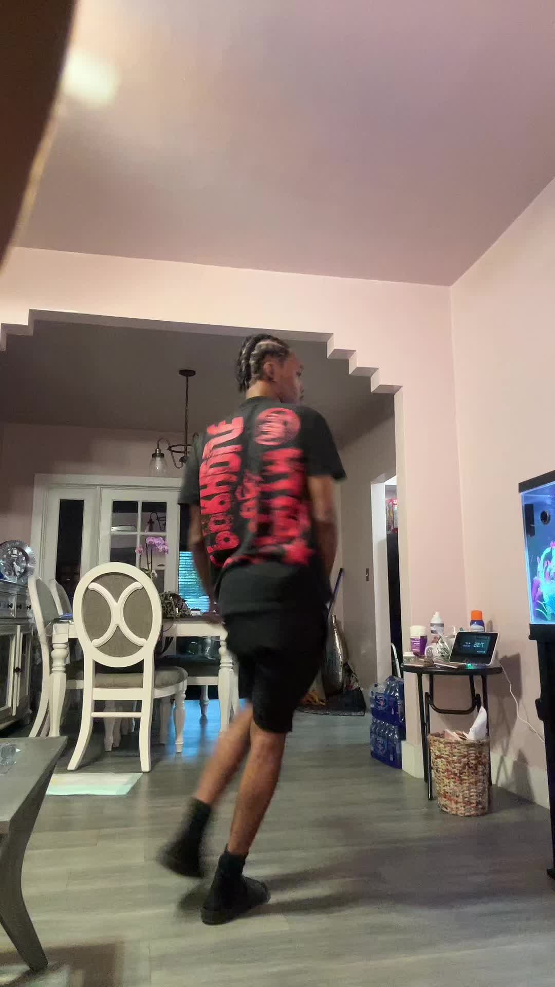 @Bj⚜️