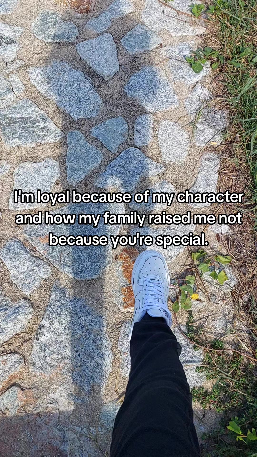 @-L-