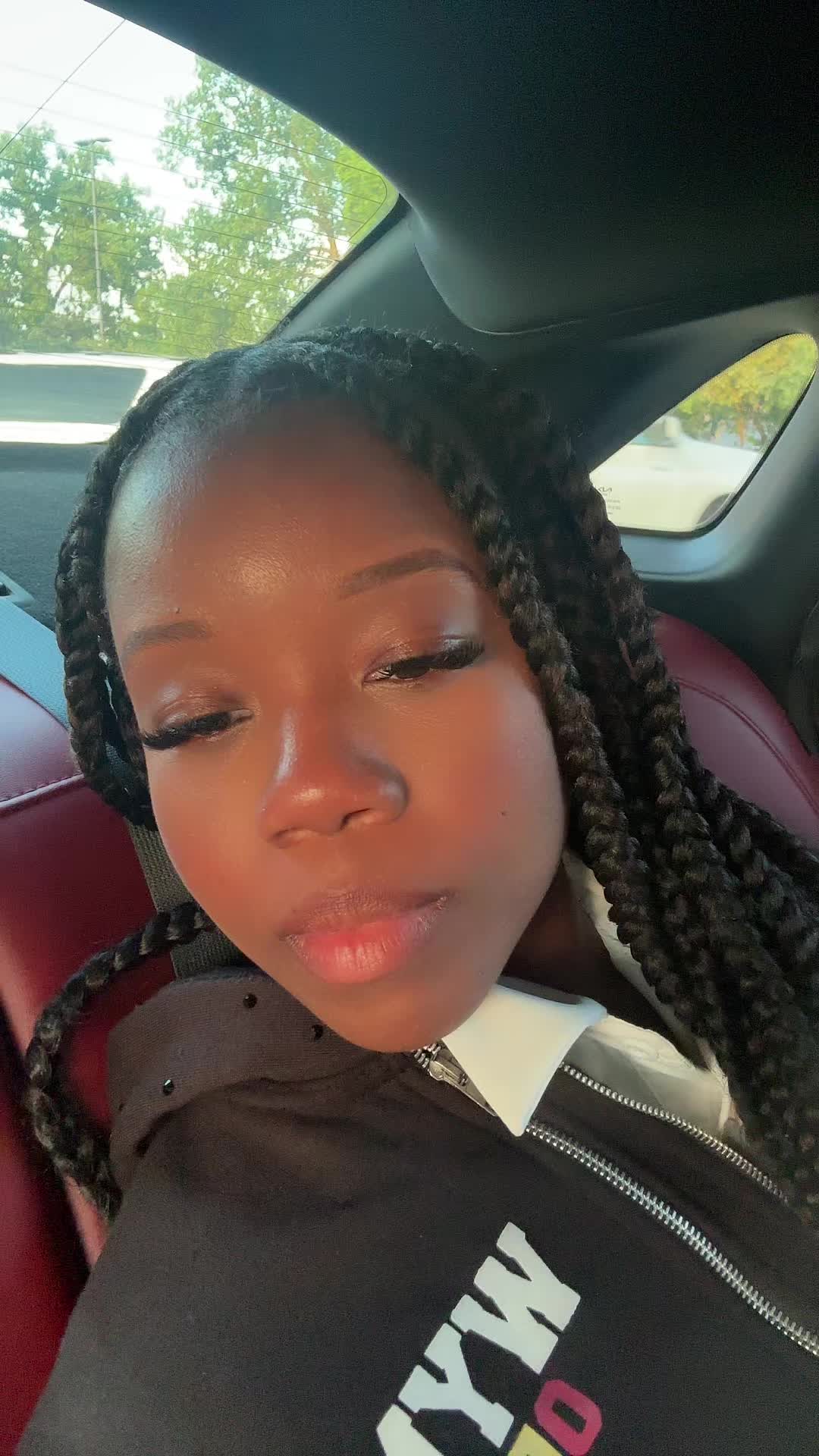@_vaniq
