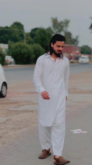 @👑 نَواب زادَہ💫