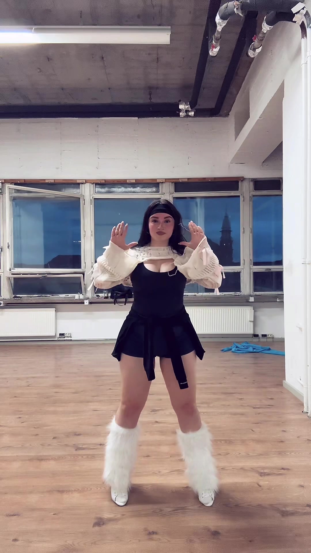 @Vivienne