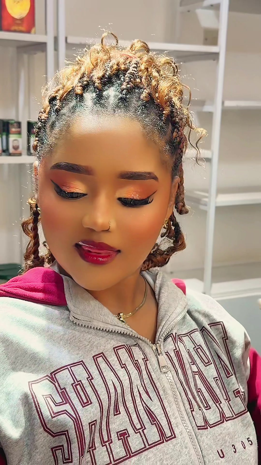 @Mina_the_queen
