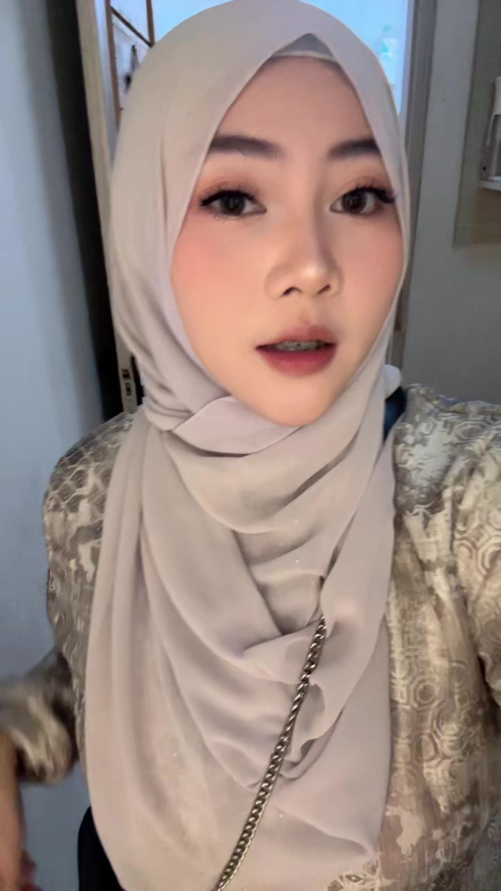 @Momkai
