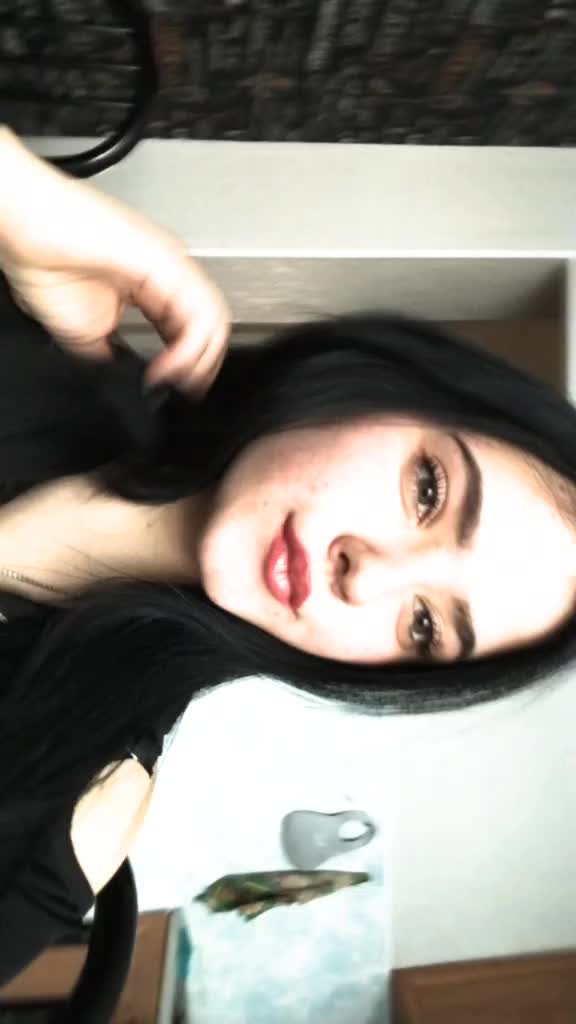 @полторашка 😅😘