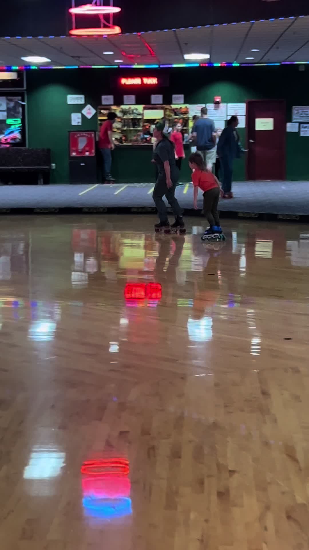@melanieatlskates