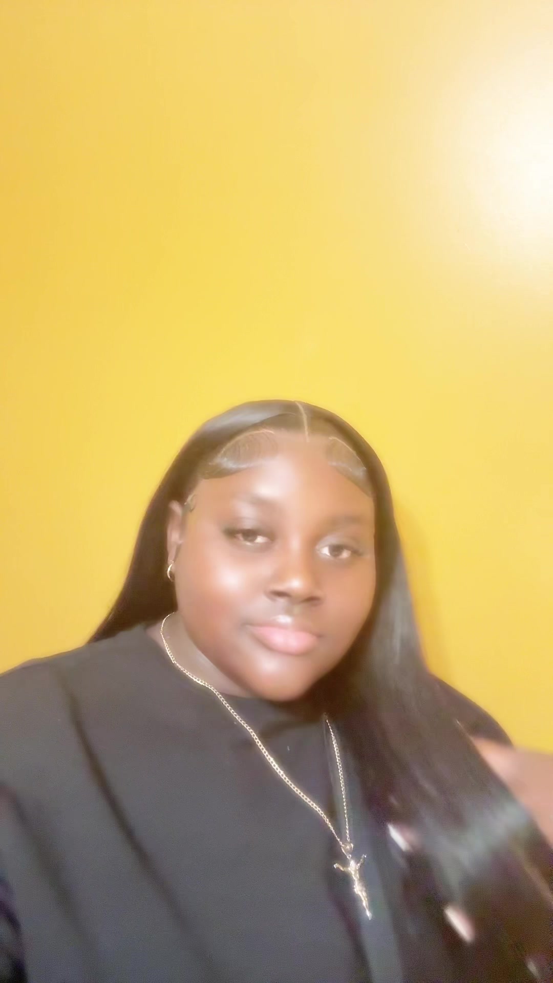 @flyshionlyyyy