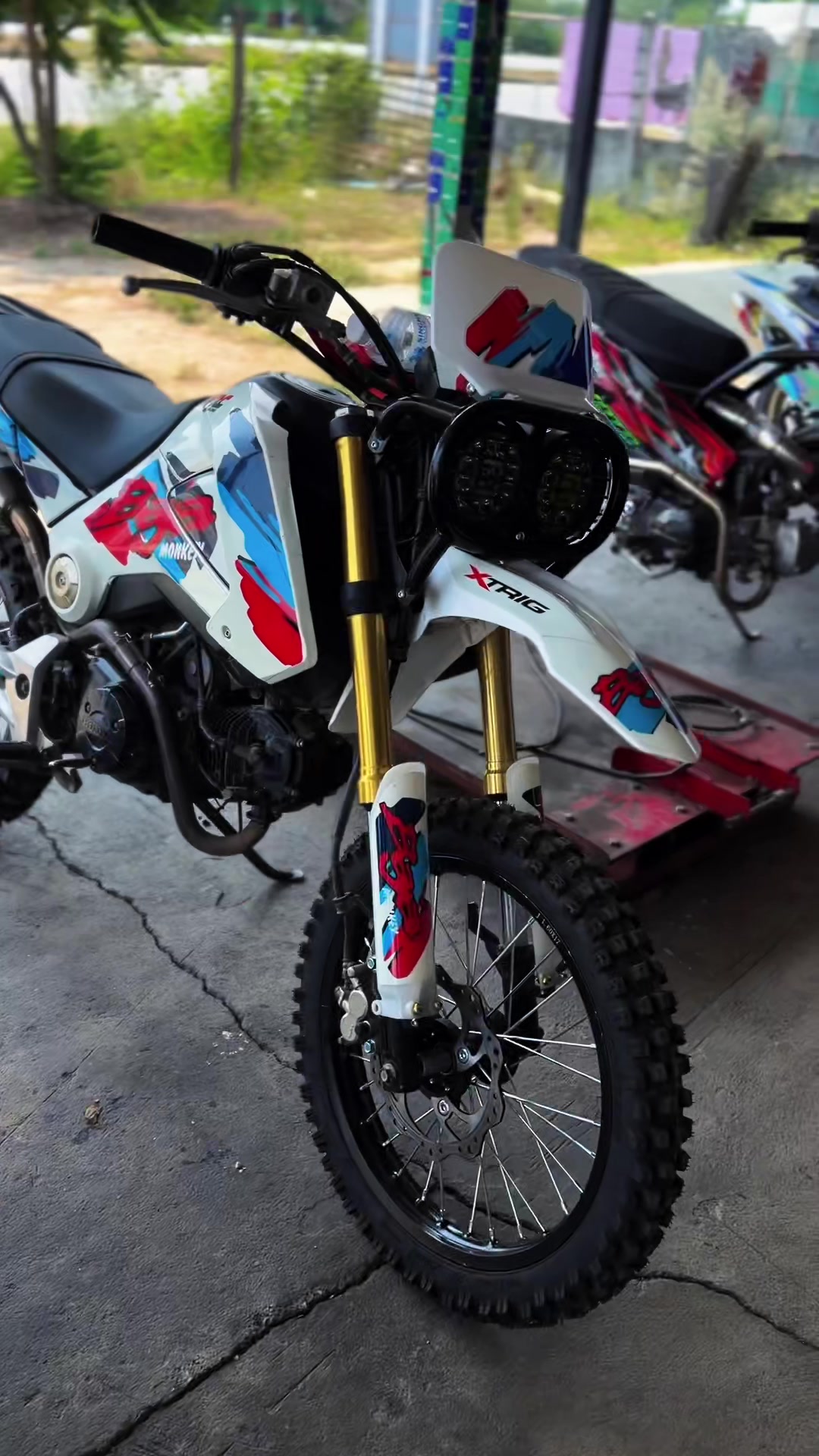 @Moto chatree