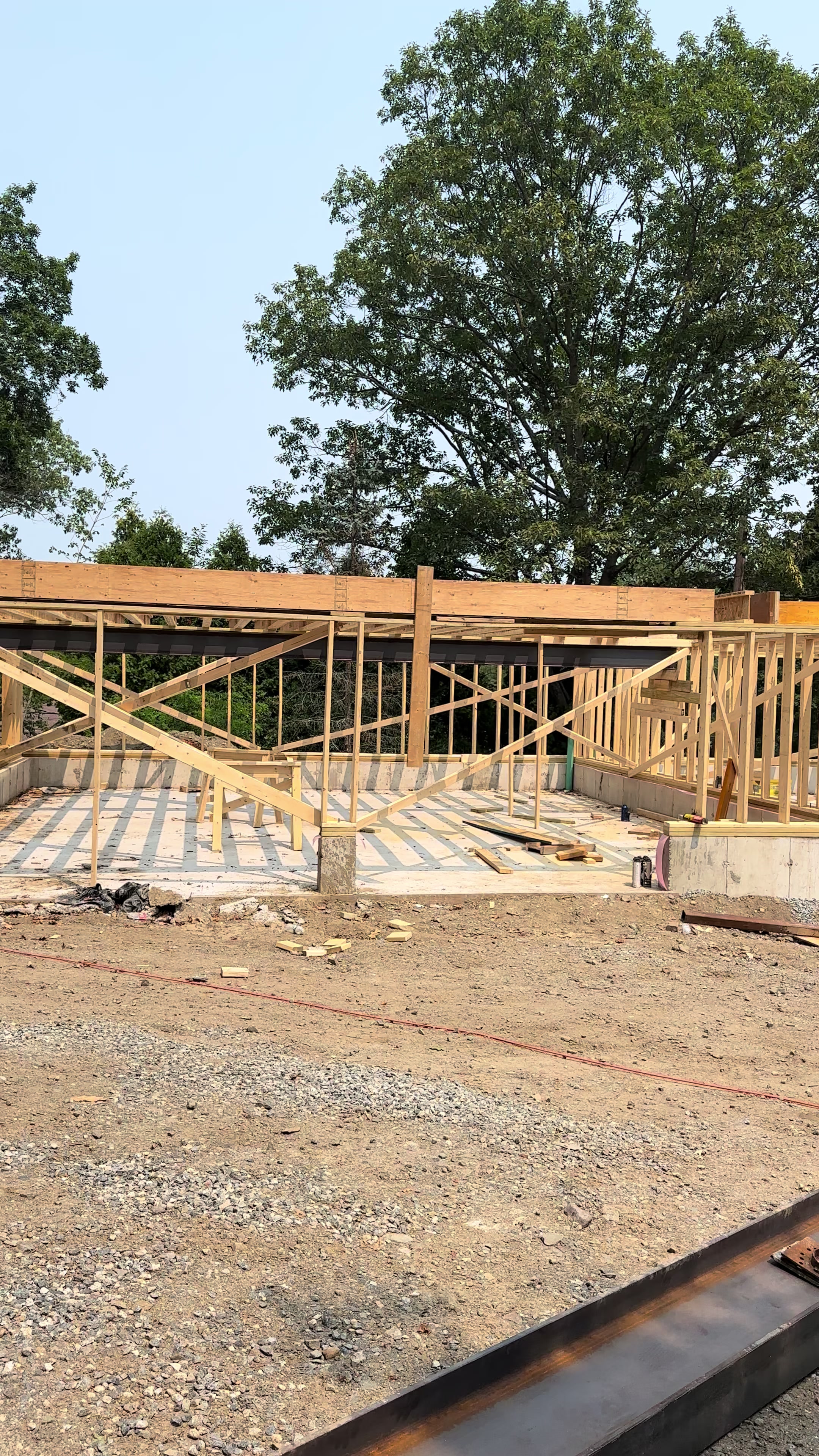 @Bella Overhead Doors LLC