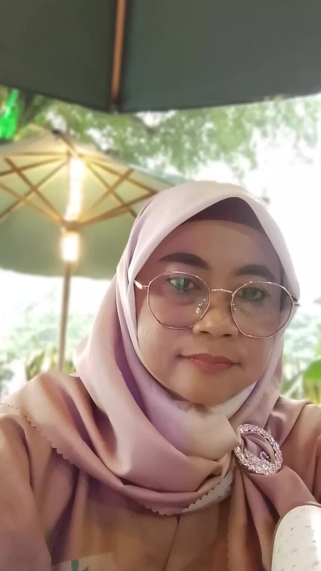 @Lili Wildan