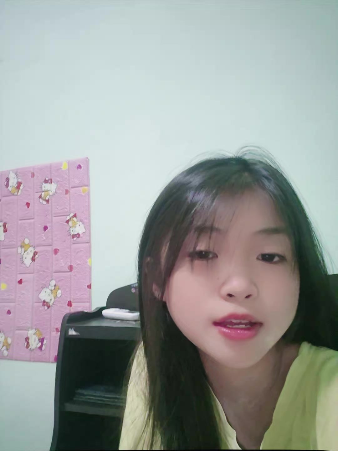 @🐼