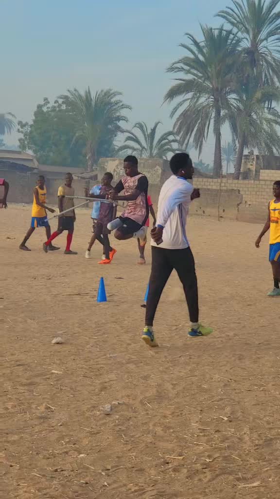 @Najeeb one Leg ⚽