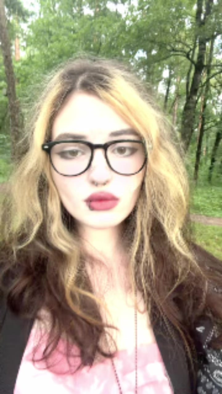 @nikafavoch