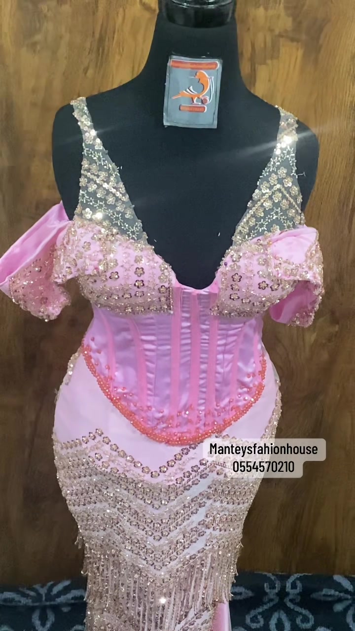 @Manteysfashion_House🧵🪡