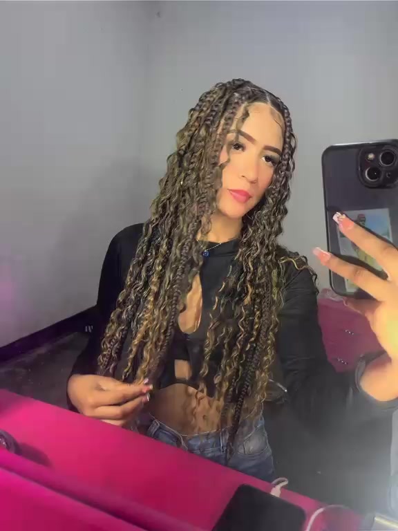 @Roy🌸👸🏻.