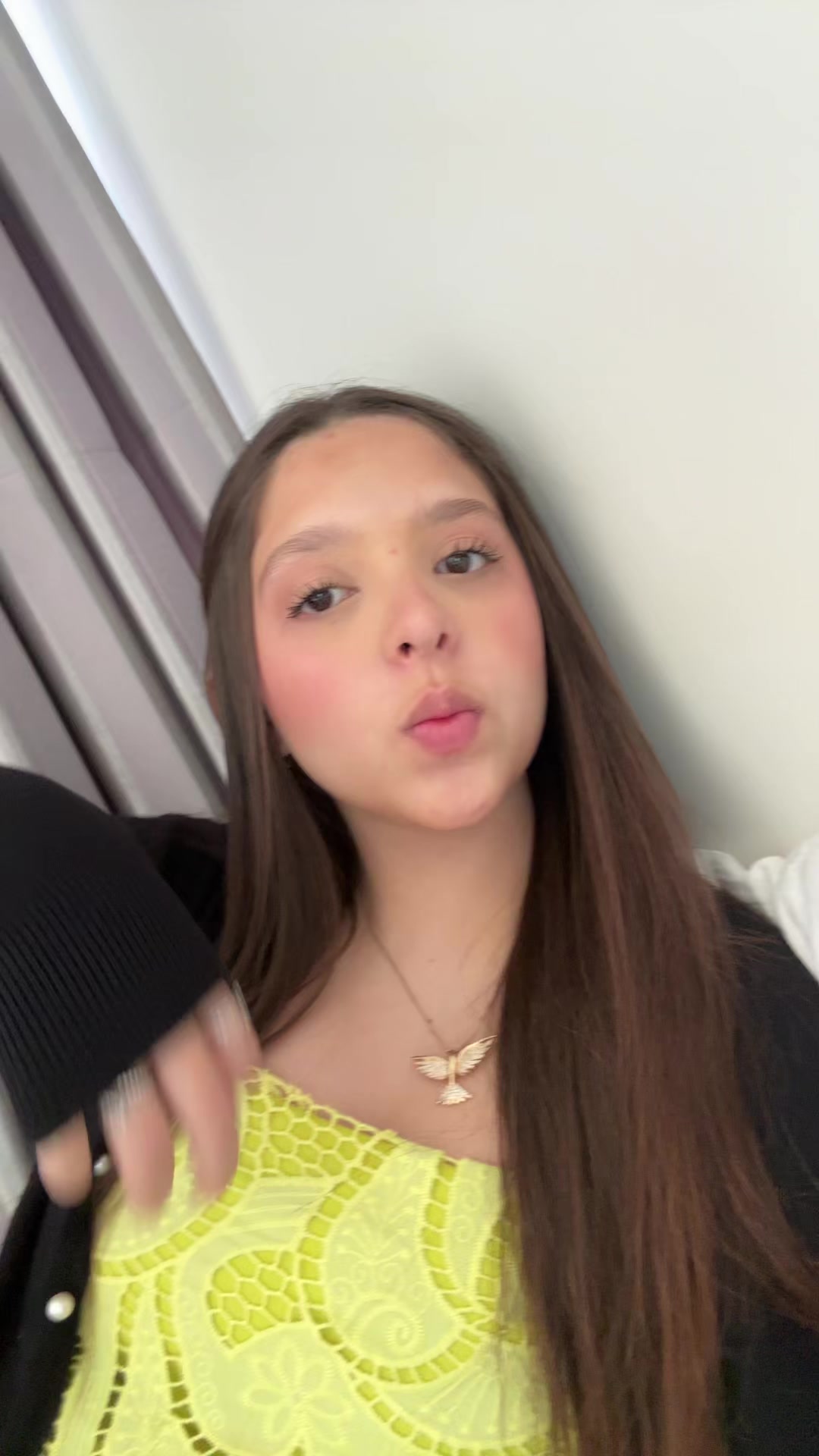 @Valenvlogs
