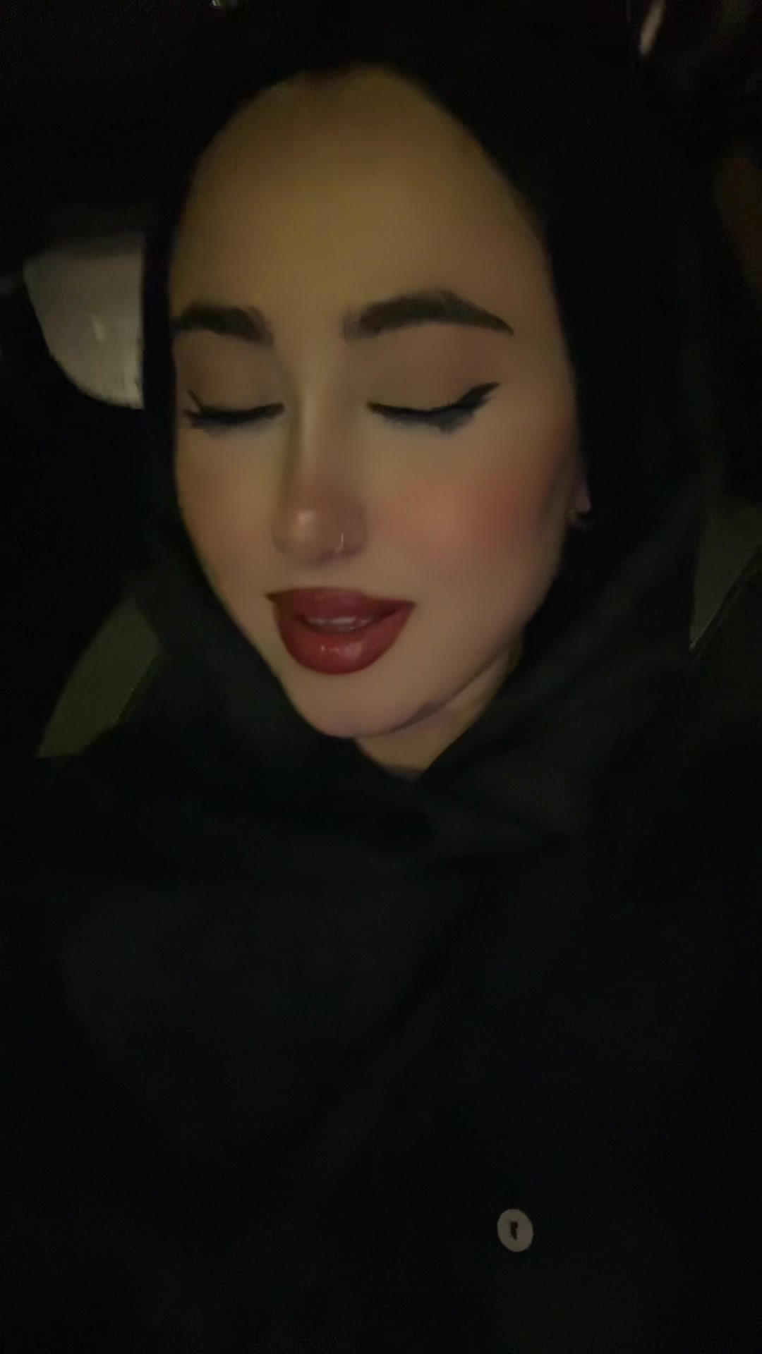@e.svgnn