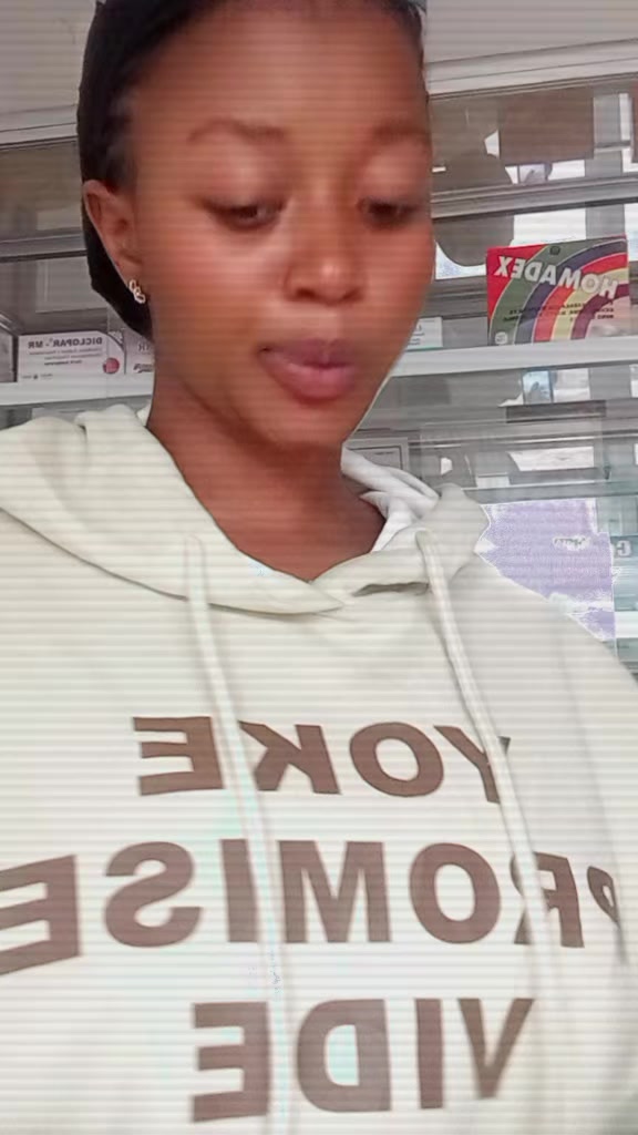 @smile 🥰 girl 🦋