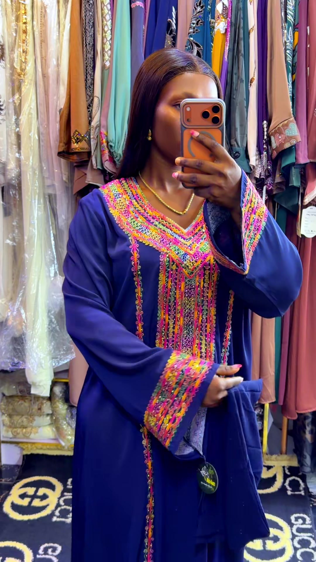 @Oyins_wears