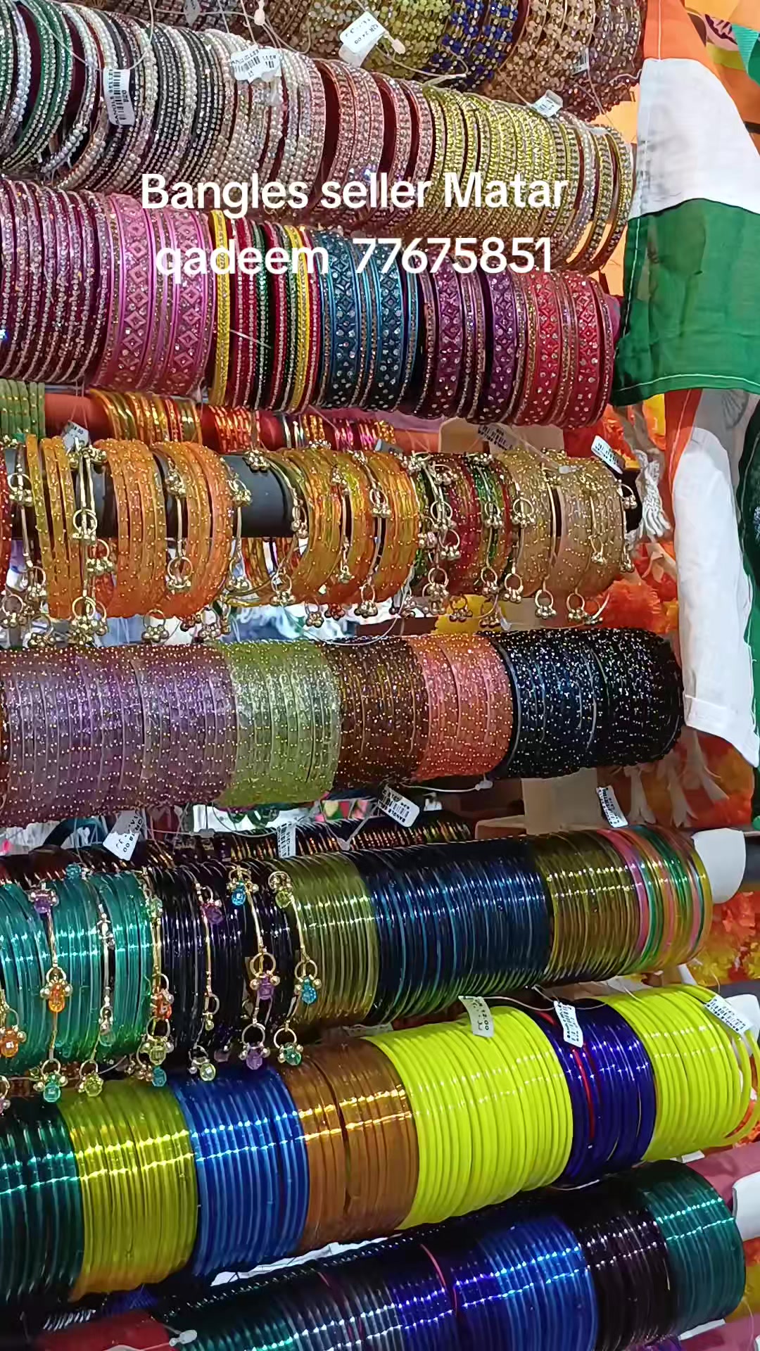 @Bangle seller