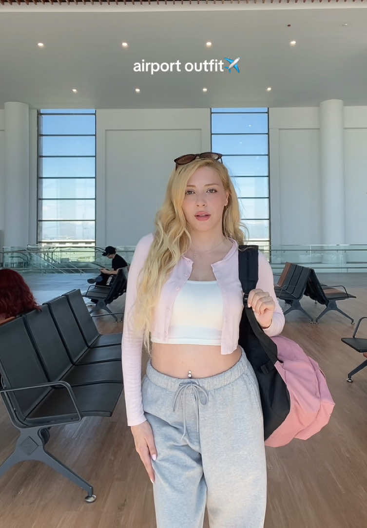 @౨ৎ𝓂𝑒𝓁𝒾𝓈 𝑜𝓃𝒾𝓏♡