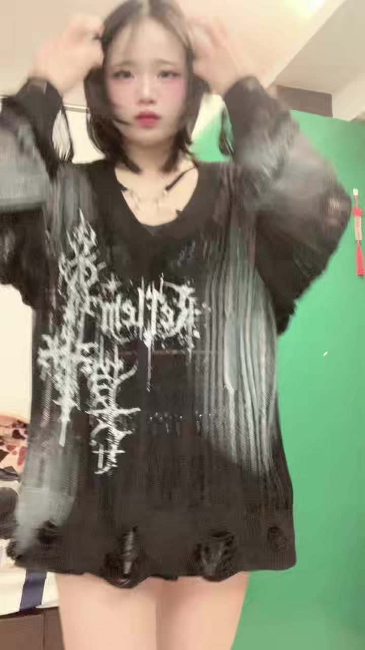 @玥
