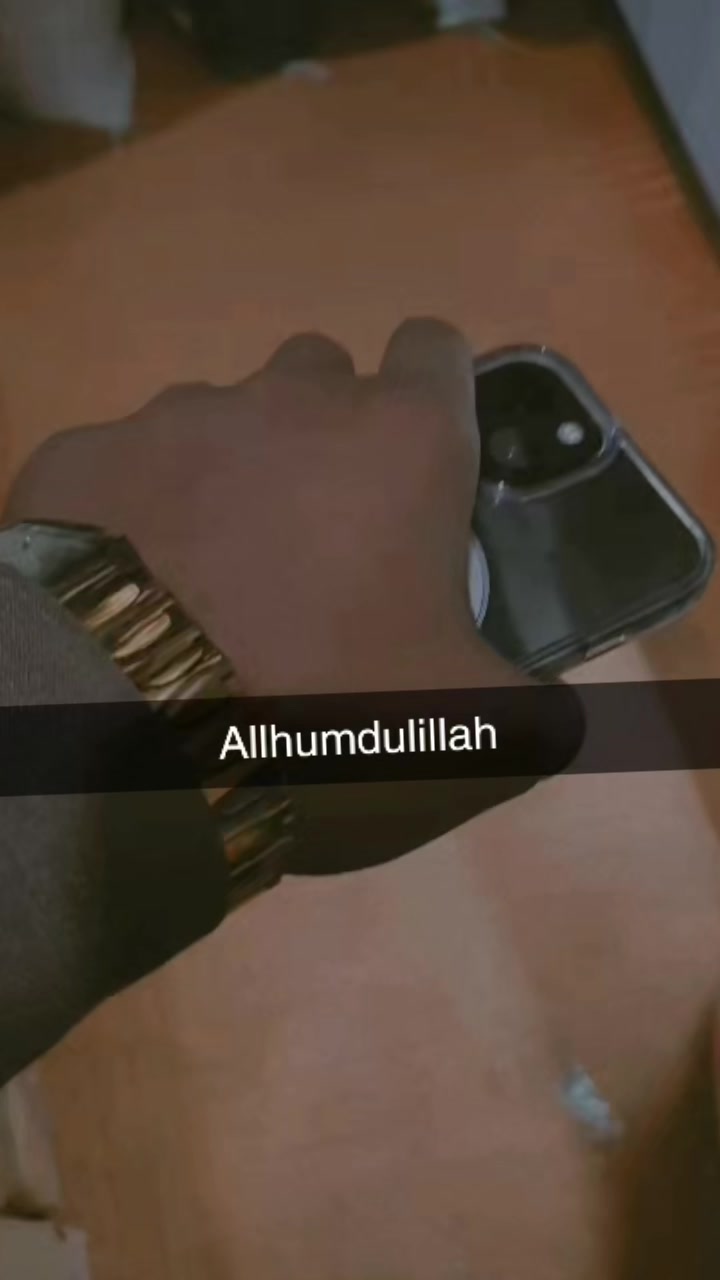 @𝑫𝒂𝒏𝒊𝒊 𝑩𝒉𝒂𝒊(pan_wala)