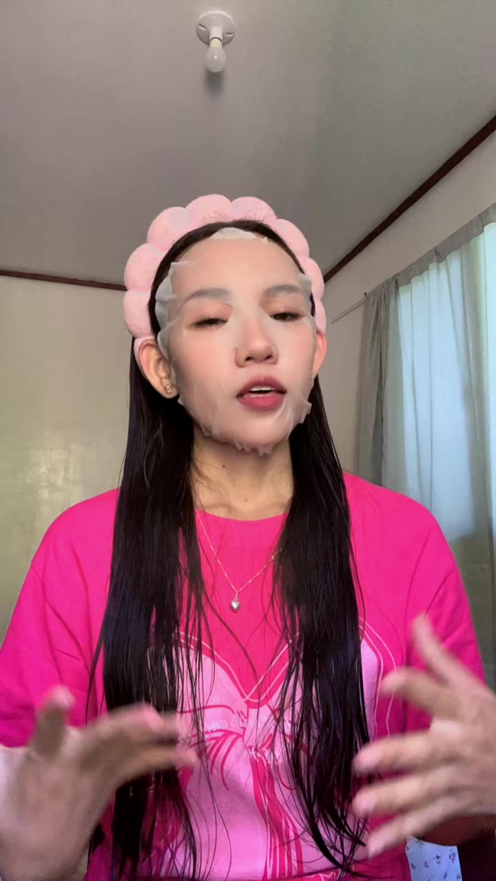 @debbieorias